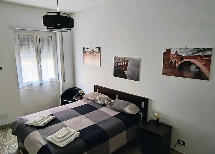 Apartament Casa Ferrini A Cinecitta - Vicino Metropolitana Linea A *
